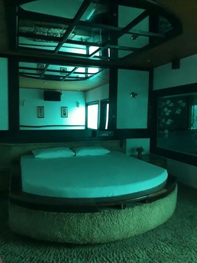 Motel Casa Branca Blumenau Bagian luar foto