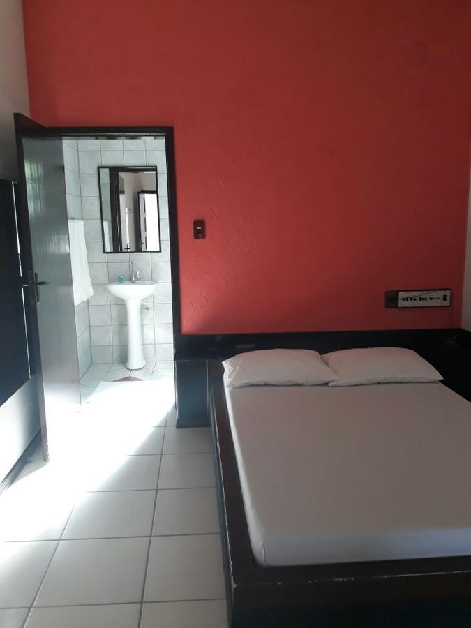 Motel Casa Branca Blumenau Bagian luar foto