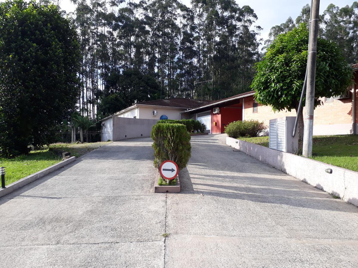 Motel Casa Branca Blumenau Bagian luar foto